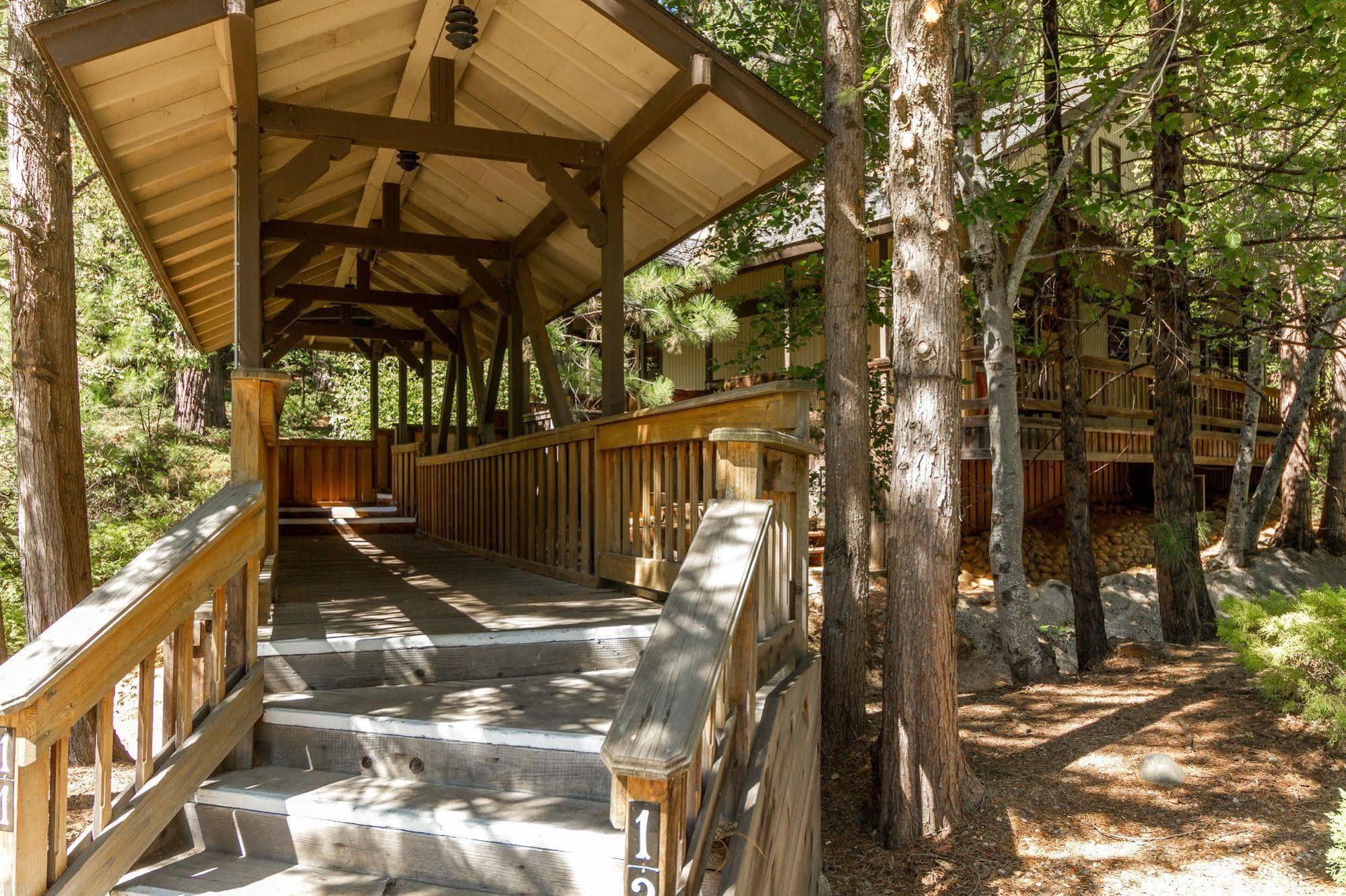 Mountain Retreat 2*